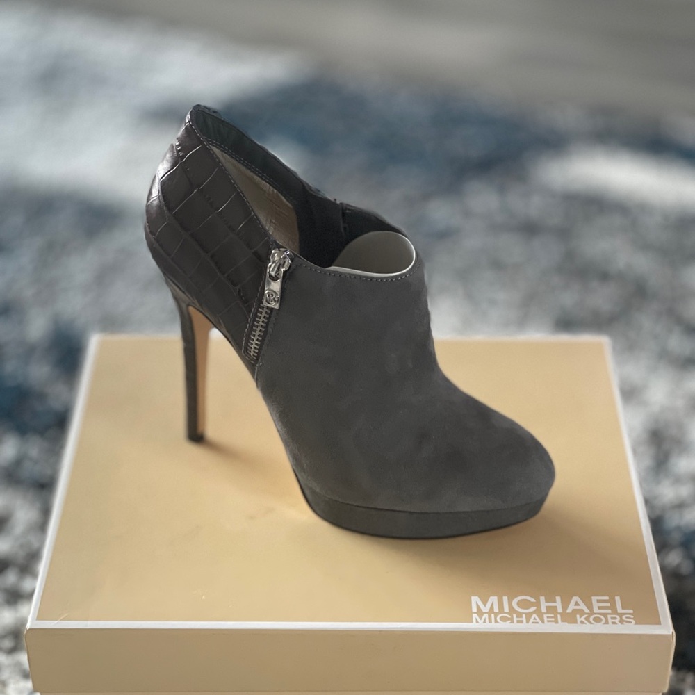 Michael Kors DK Slate (Gray) York Booties